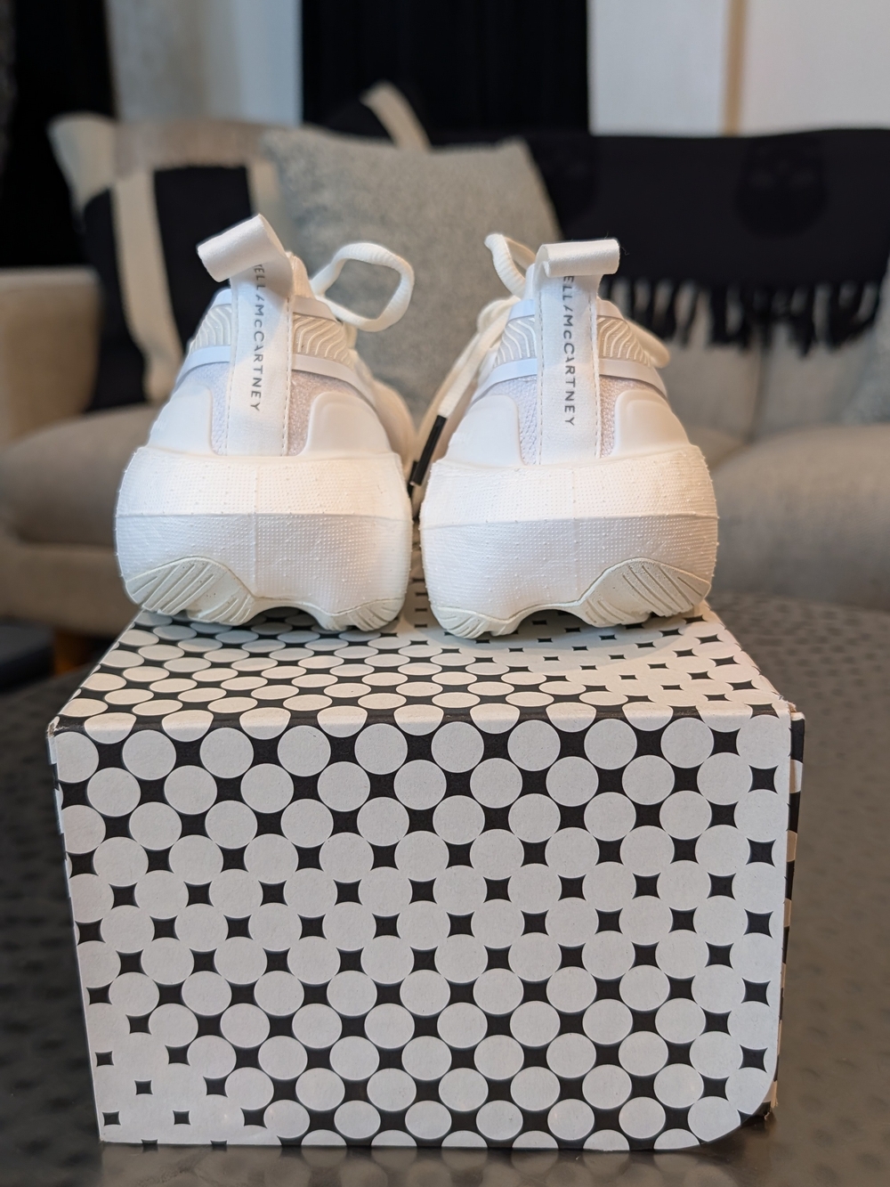 adidas by Stella McCartney Women's White Lightweight Trainer - Picture 5 of 8